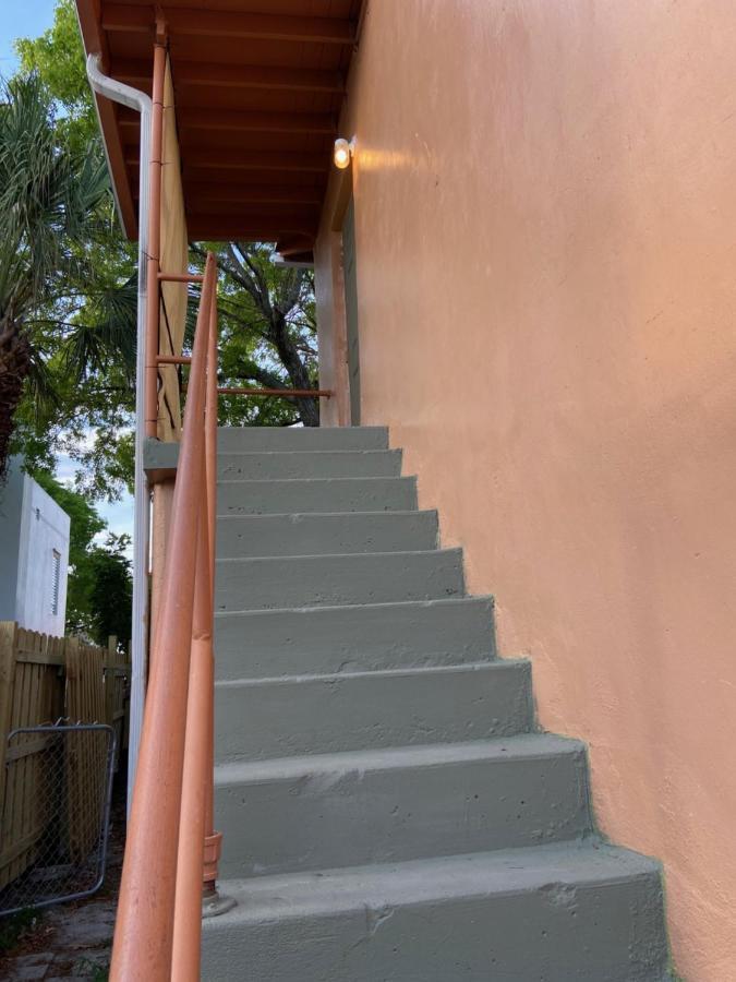 Mermaid'S Lighthouse West Palm Beach Exterior photo